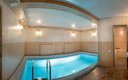 Бассейн в сауне
