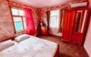 Домик 8-местный 4-комнатный (со своим двором и мангалом)