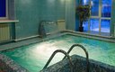 Бассейн в сауне