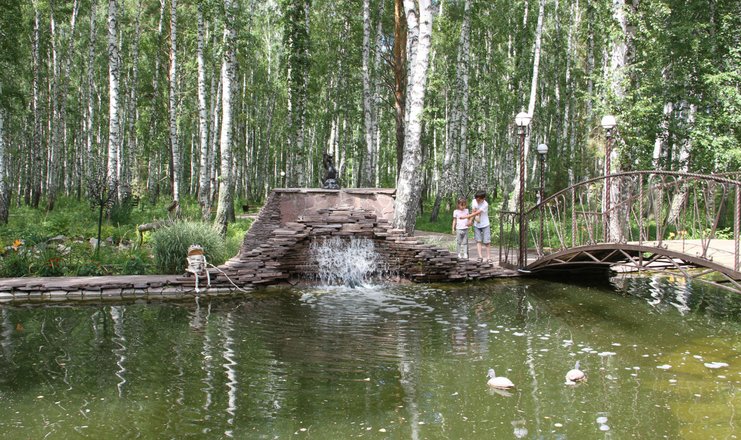 Где в ялуторовске можно купить обои