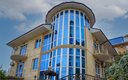 вход в отель 