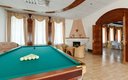 Банкетный зал. Бильярд