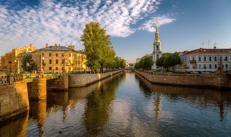 Октябрьская набережная санкт петербург фото