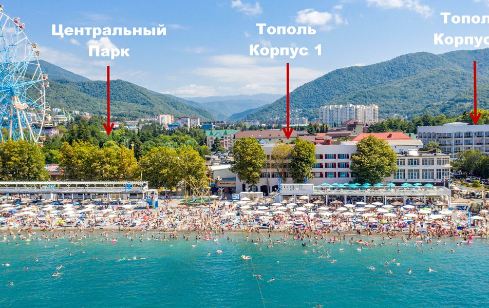 Вид с моря  на фасад