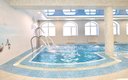 Крытый бассейн