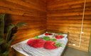 Дом 8-местный 1-комнатный (Клубничка)