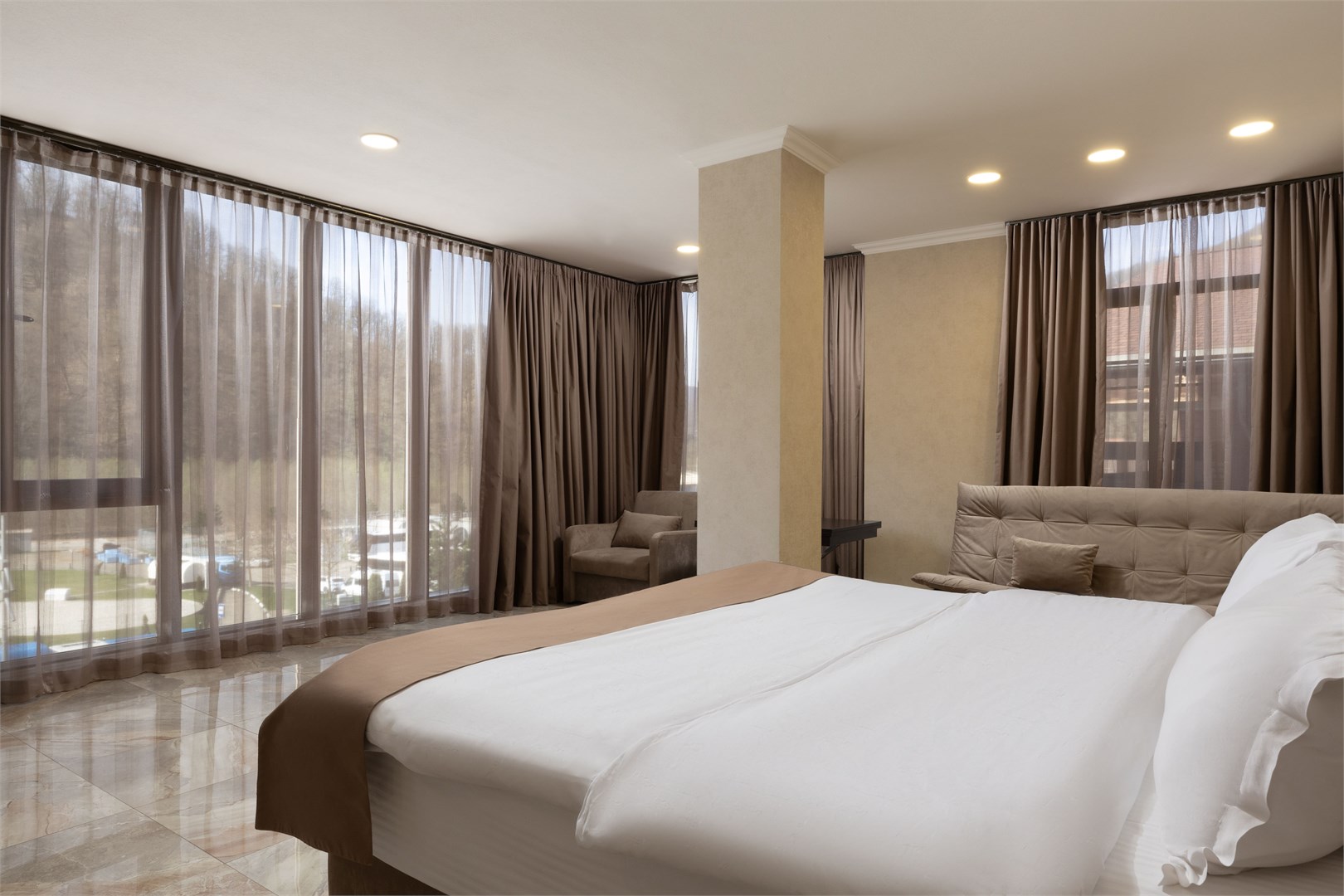 Люкс 5-местный (Представительский)