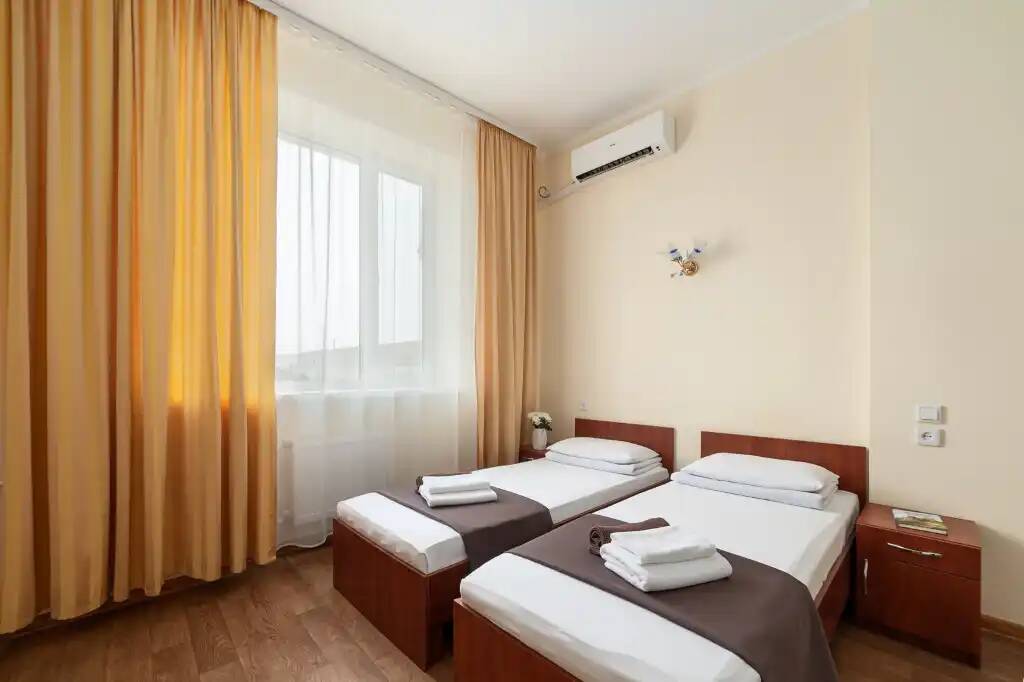 Стандартный Улучшенный 2-местный 1-комнатный (без балкона)