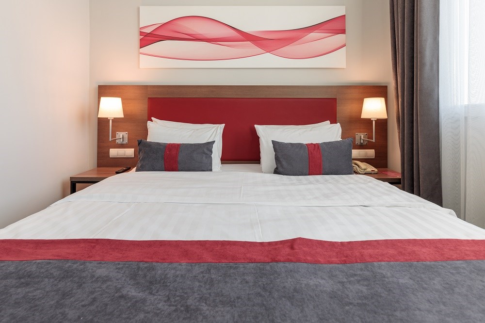 Рамада (Екатеринбург)