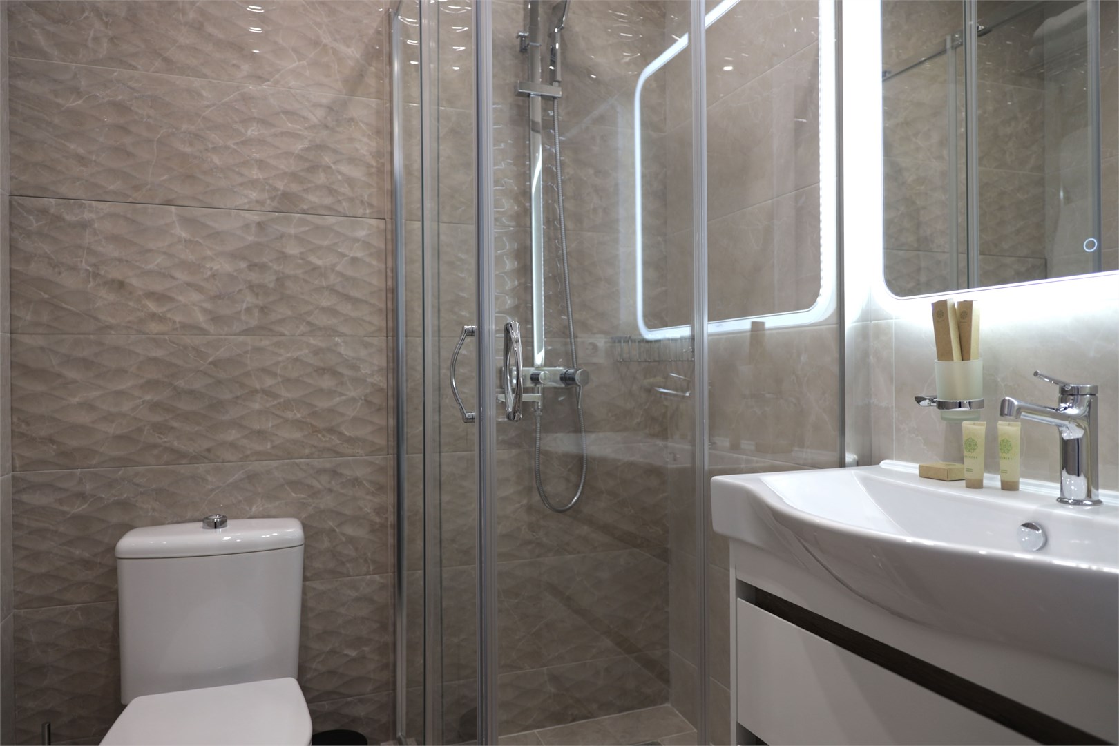 Апартаменты КЛАССИК Unique 2-местный 2-комнатный / 2-местный 1-комнатный