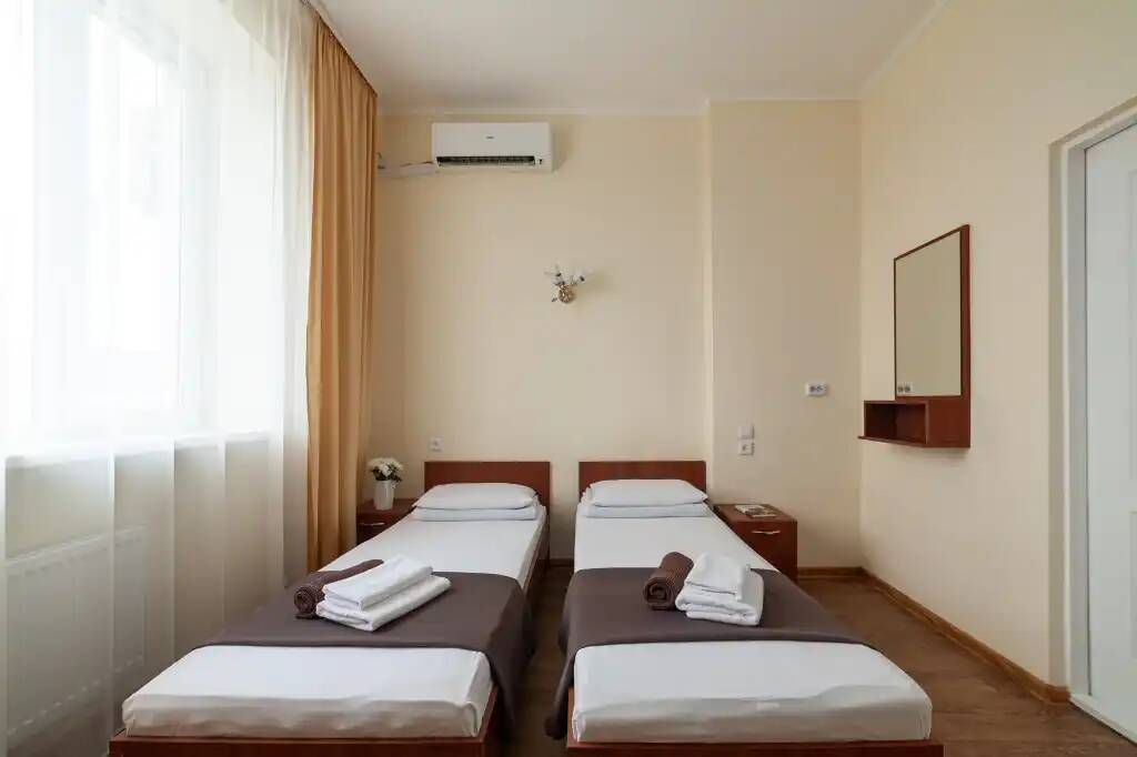 Стандартный Улучшенный 2-местный 1-комнатный (без балкона)