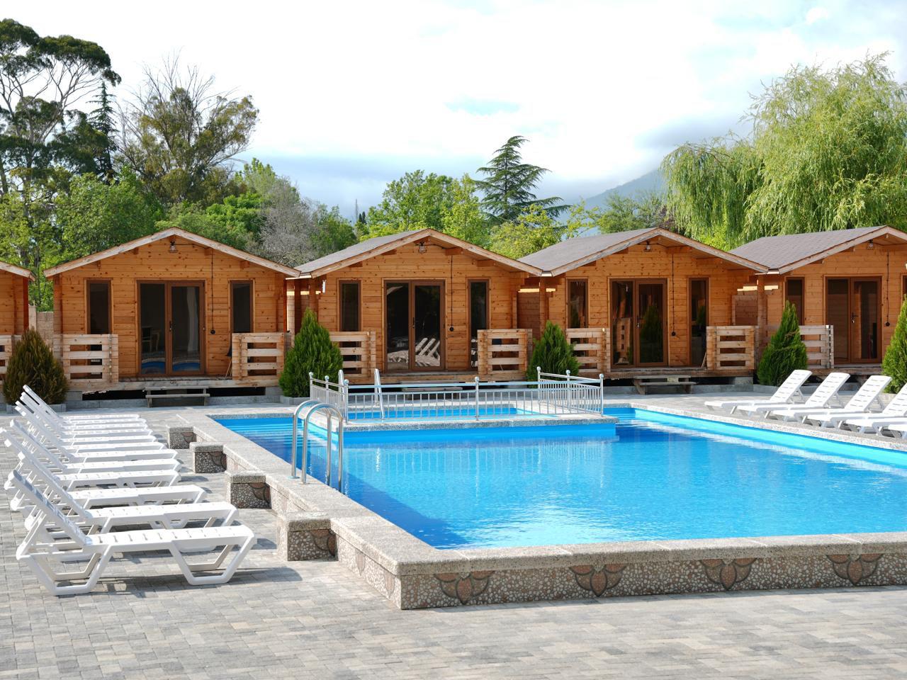 Sunny Village (Гагра)