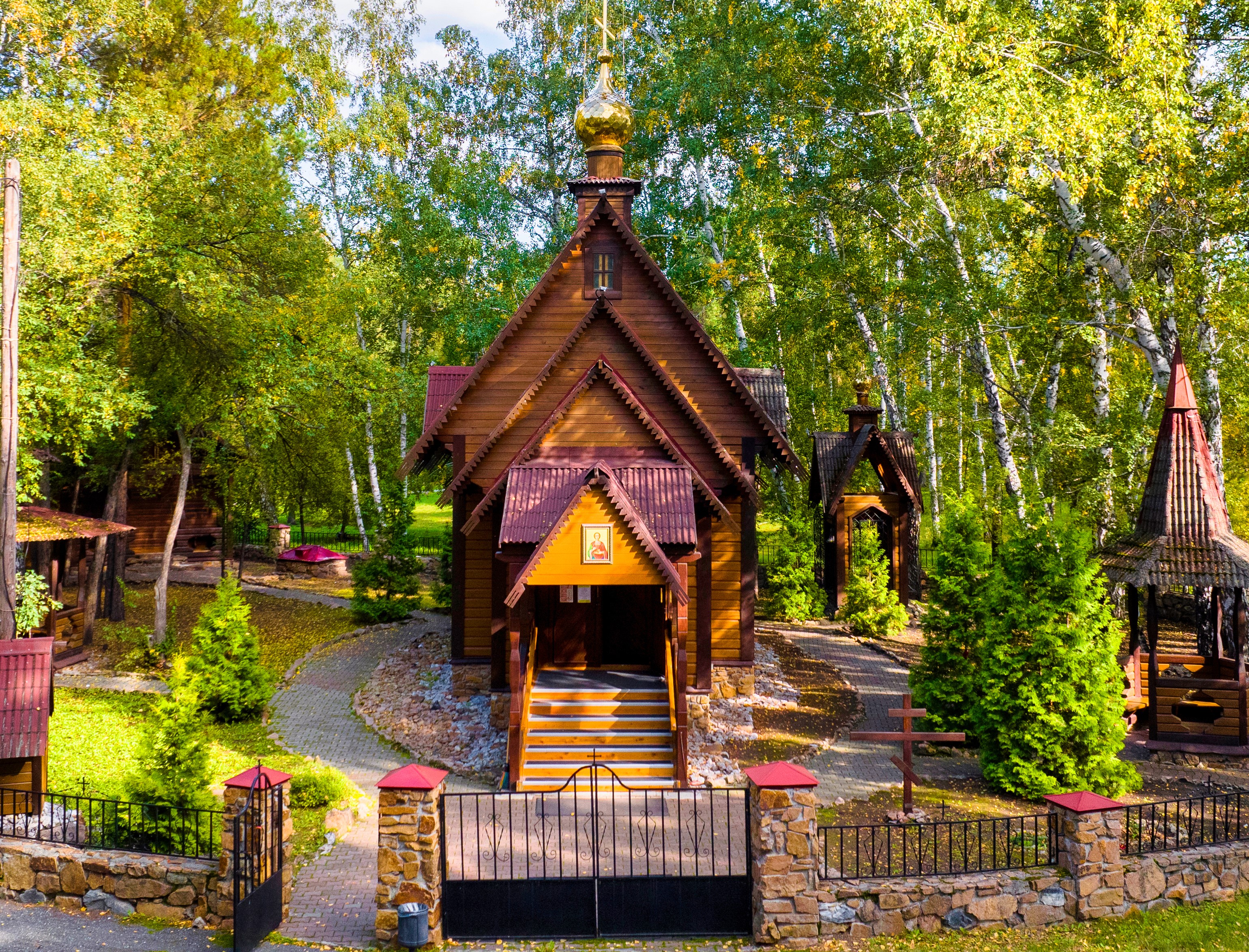 Краснозерский