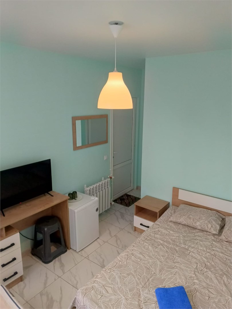 Стандартный 3-местный (с видом на сад)