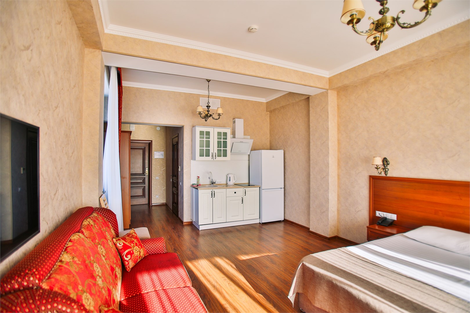 Люкс 2-местный (с ванной)