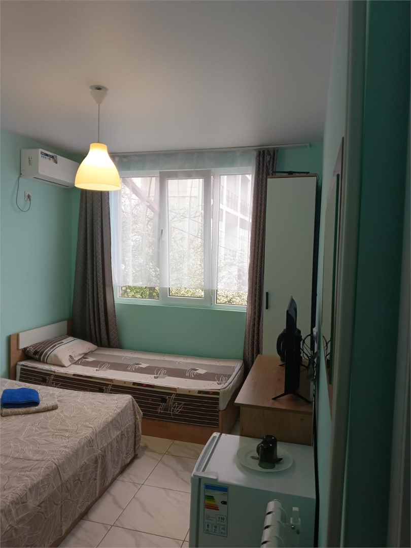 Стандартный 3-местный (с видом на сад)