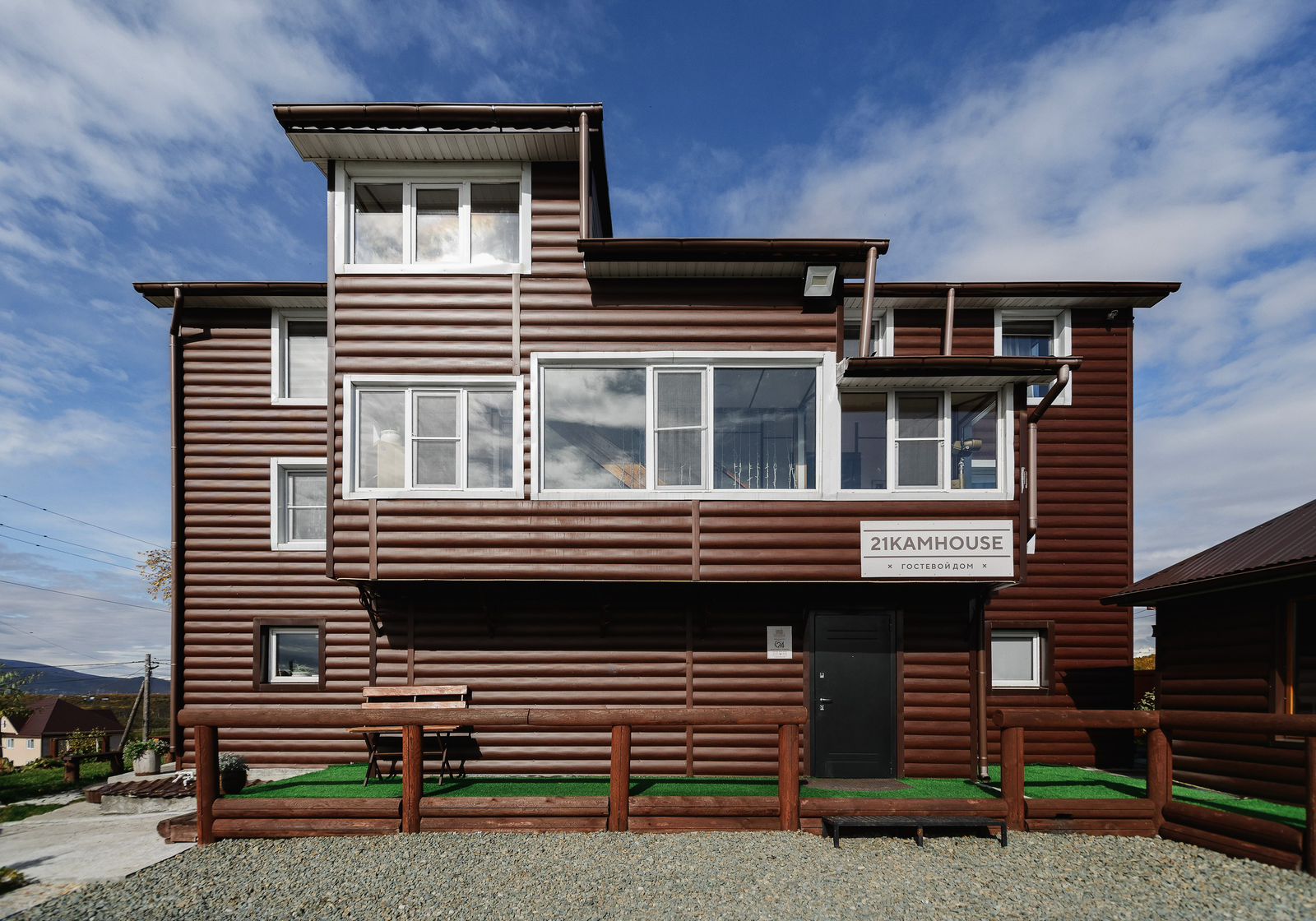 21KAMHOUSE — Красный, поселок