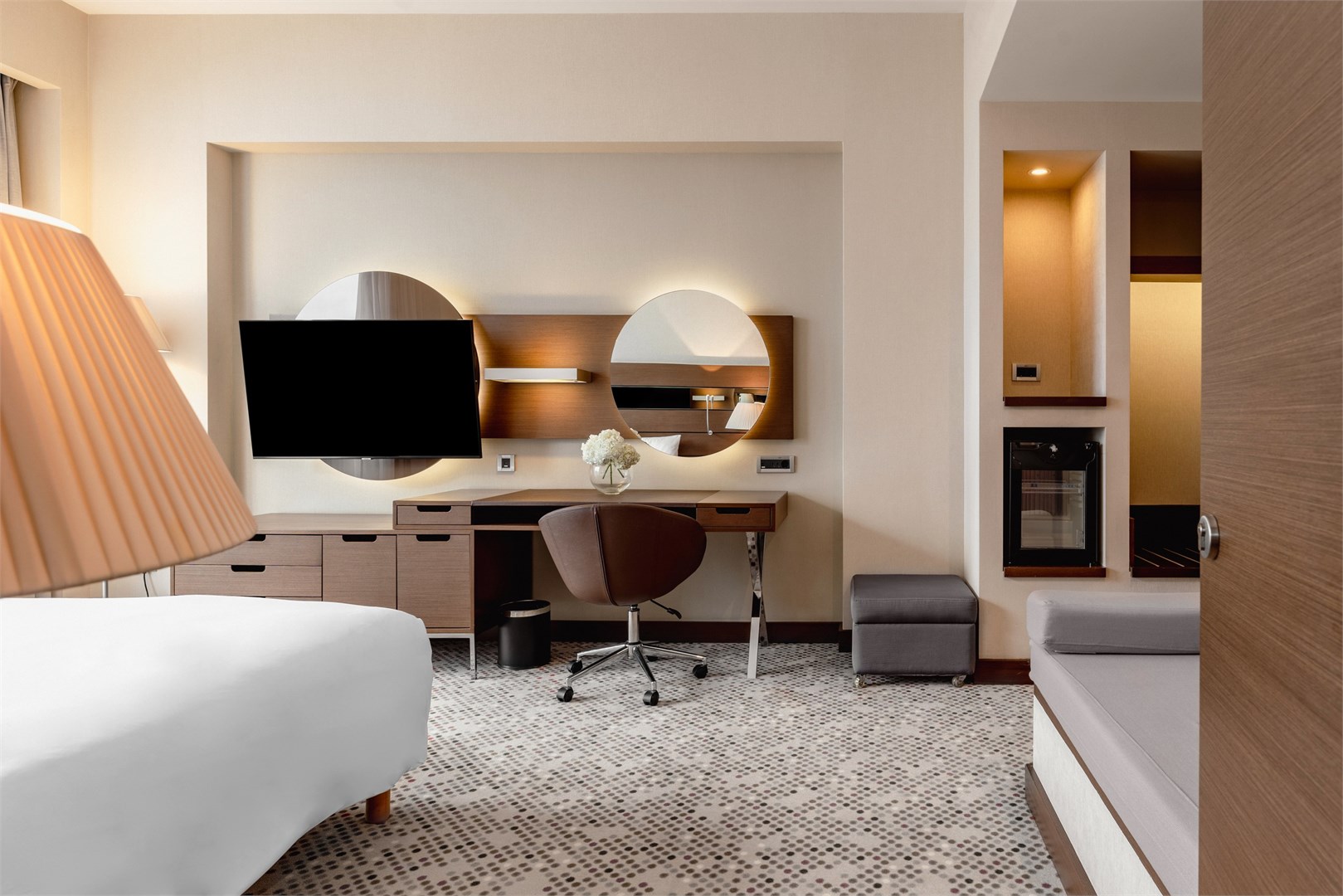 Люкс Джуниор 2-местный 2-комнатный