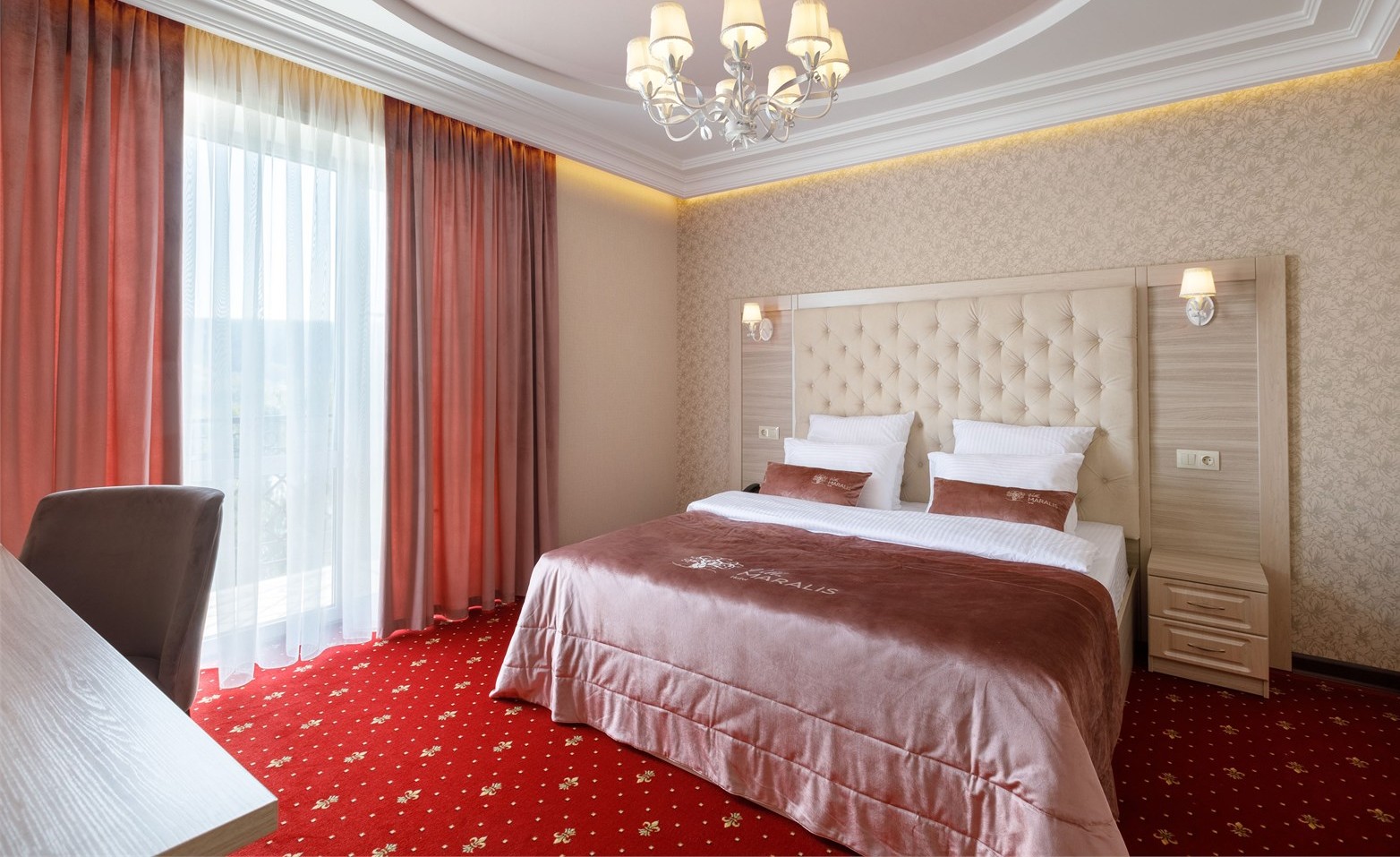 Вилла Маралис(Кемерово)