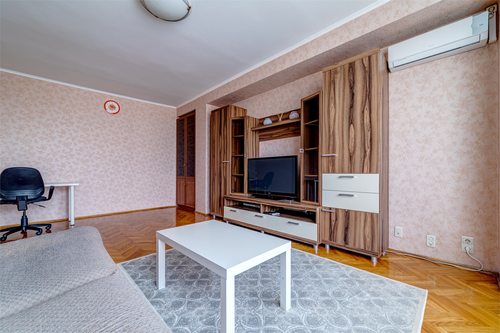 На Новом Арбате 22