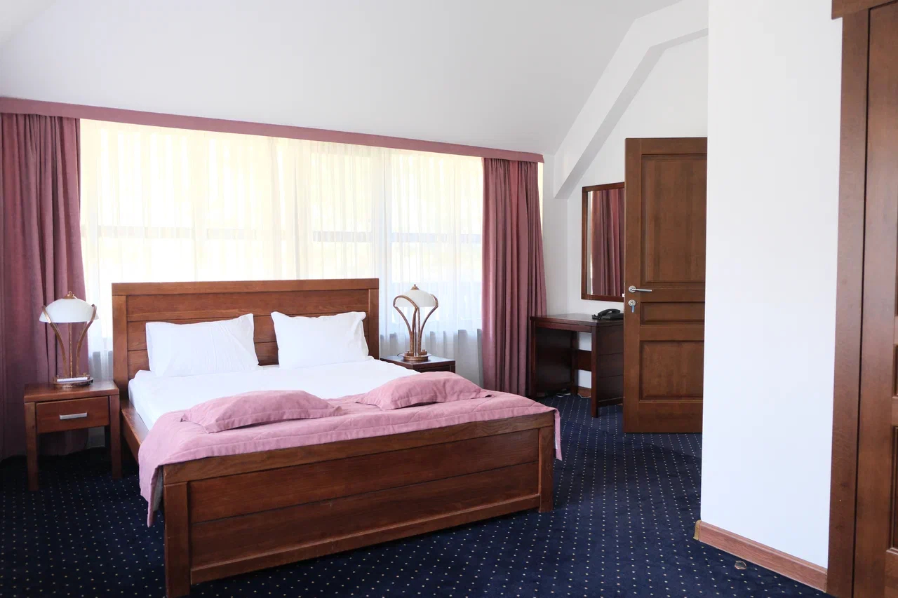 Семейный 2-местный 2-комнатный (Junior, до 5 человек)