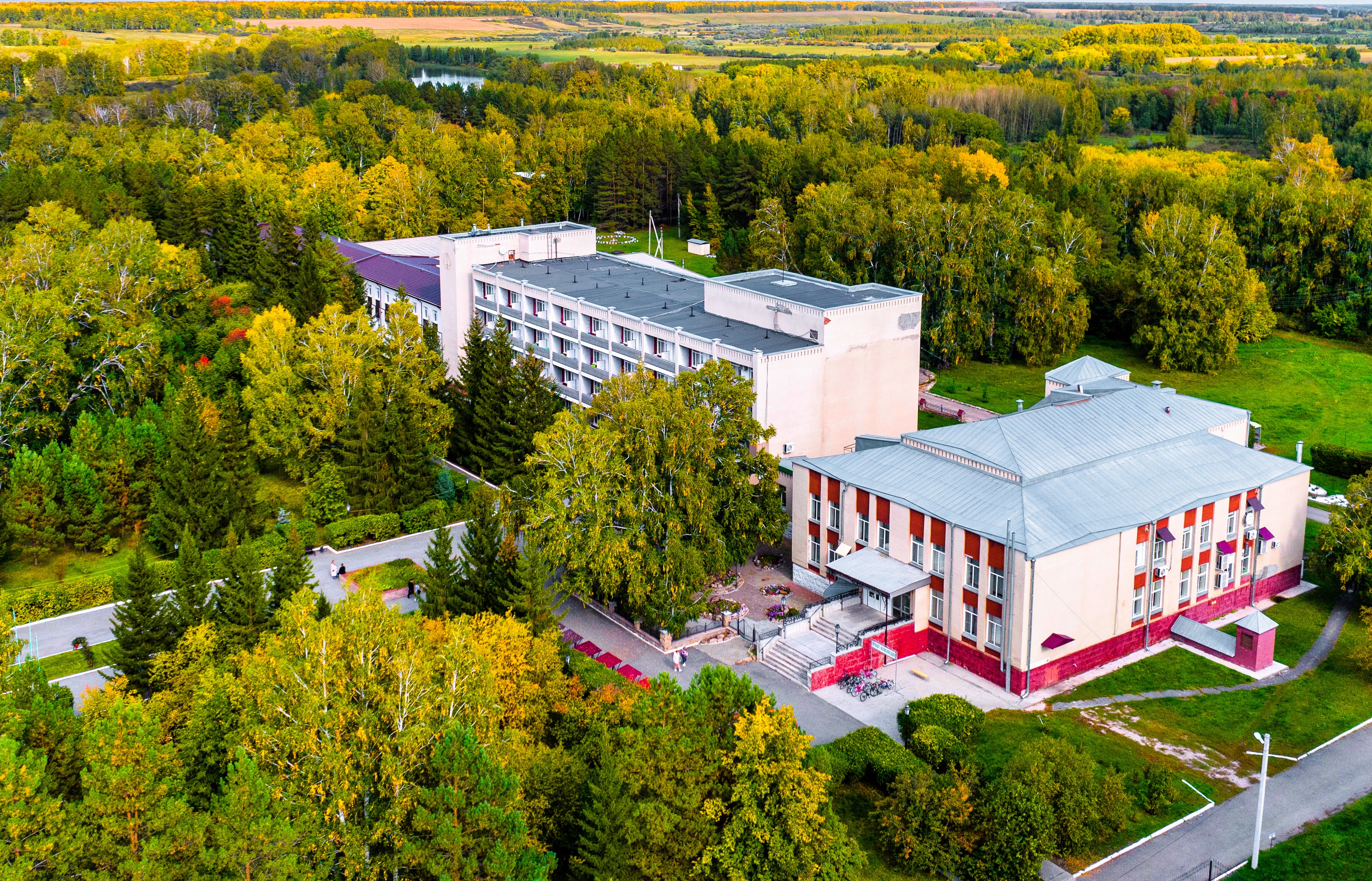 Краснозерский