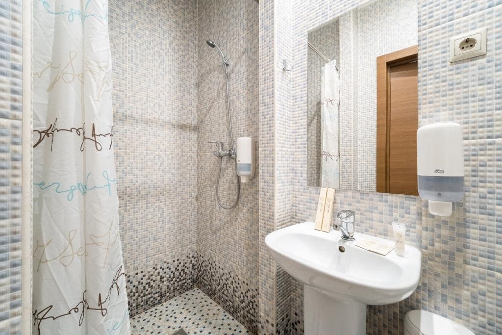 Номер 1-местный 1-комнатный (с балконом)