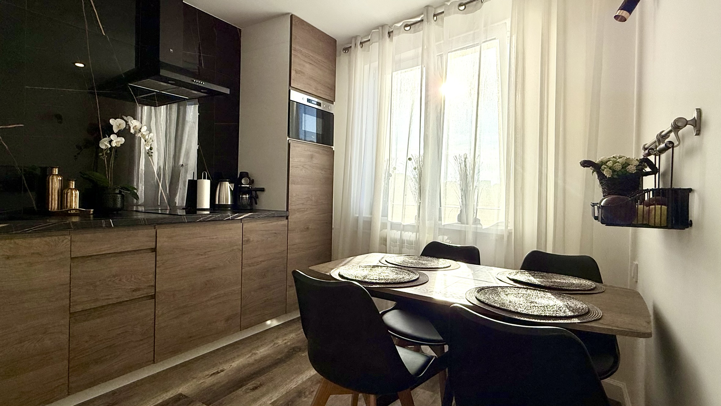 «ApartMari» / «АпартМари на Карбышева 18» апартаменты