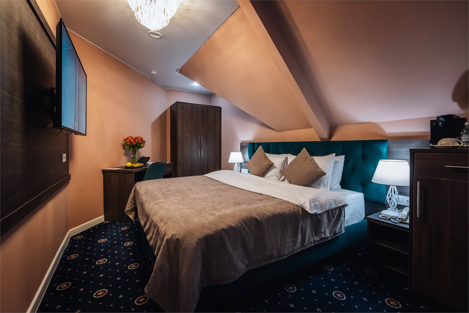 Стандартный 2-местный (мансарда)