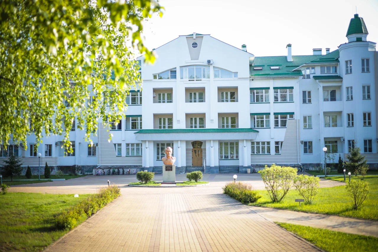 Дзержинского — Чертовицы, село