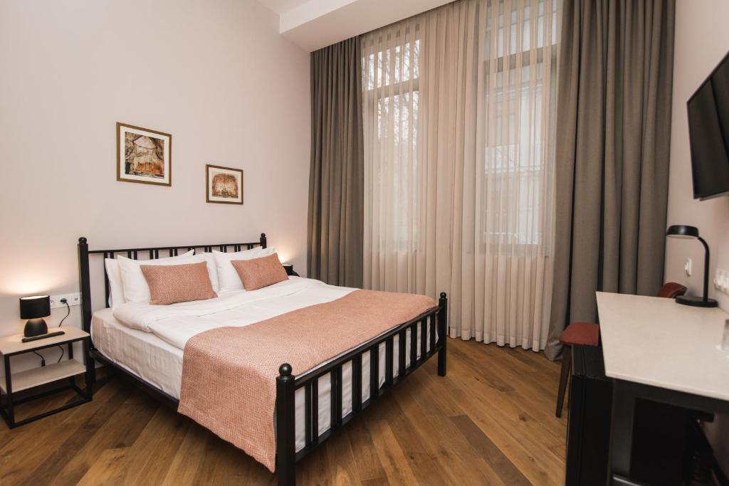 Makmani Hotel