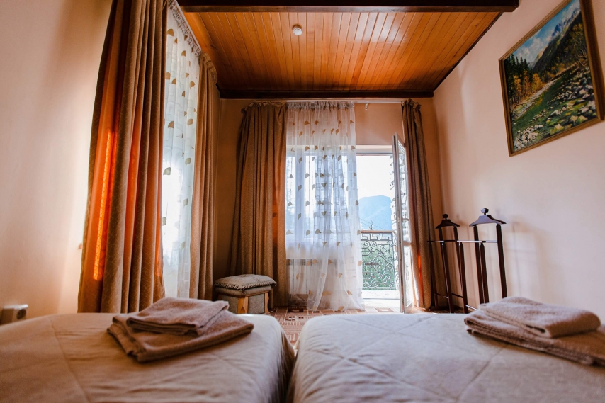 Улучшенный 2-местный 2-комнатный (с балконом)