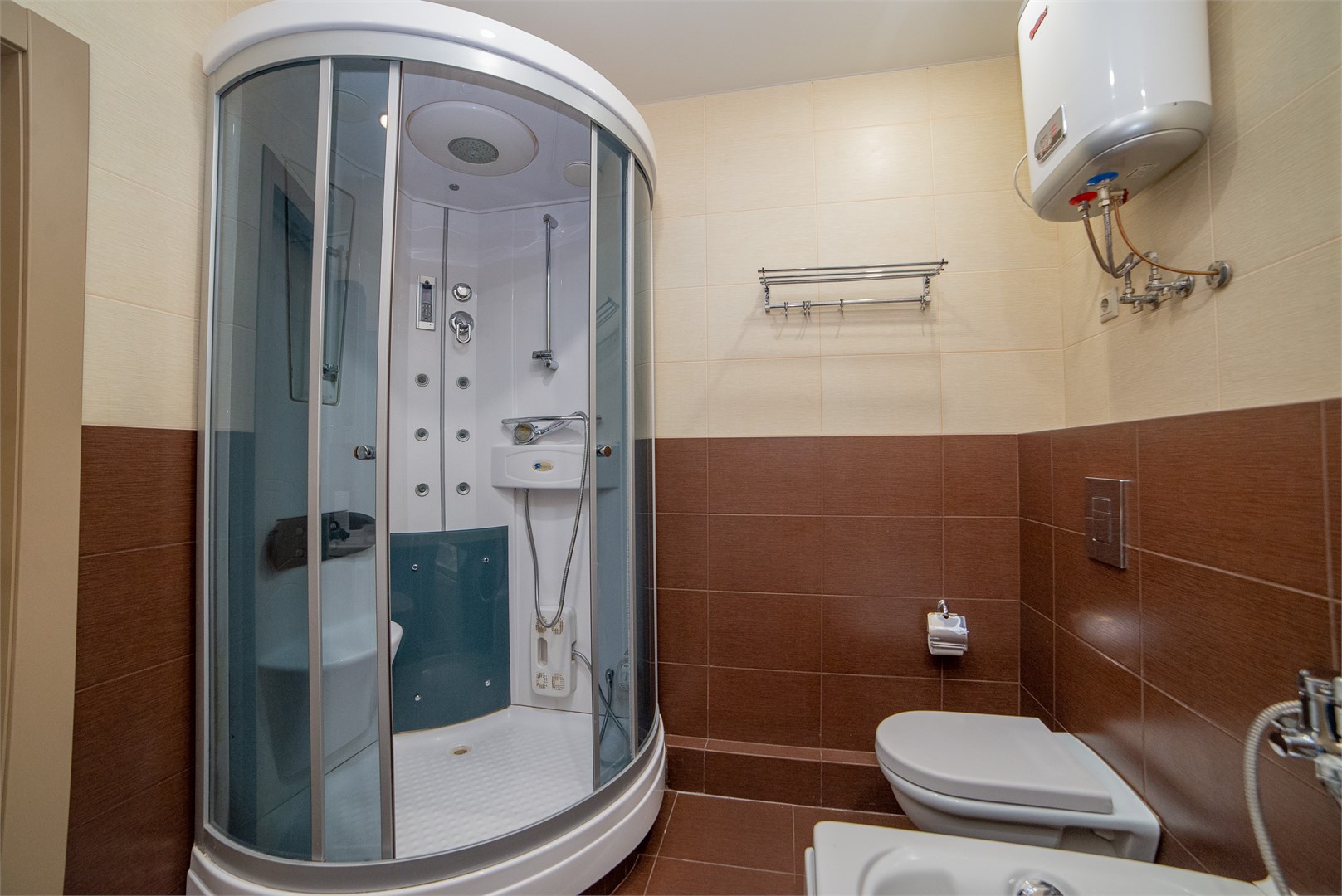 BeGuest на Хохрякова 74