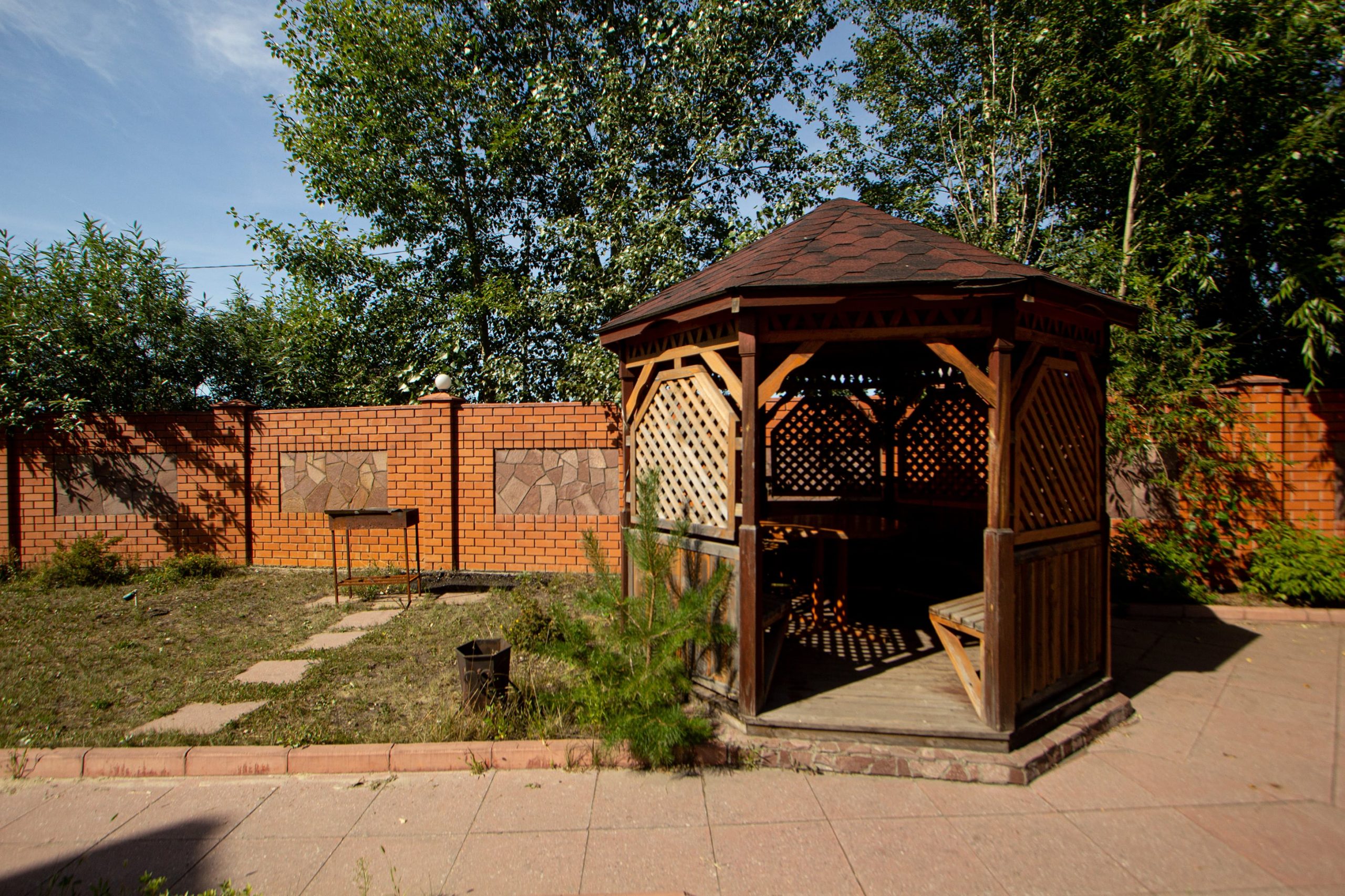 Михеев Тополиная 7 (бывшая Zaykovo)