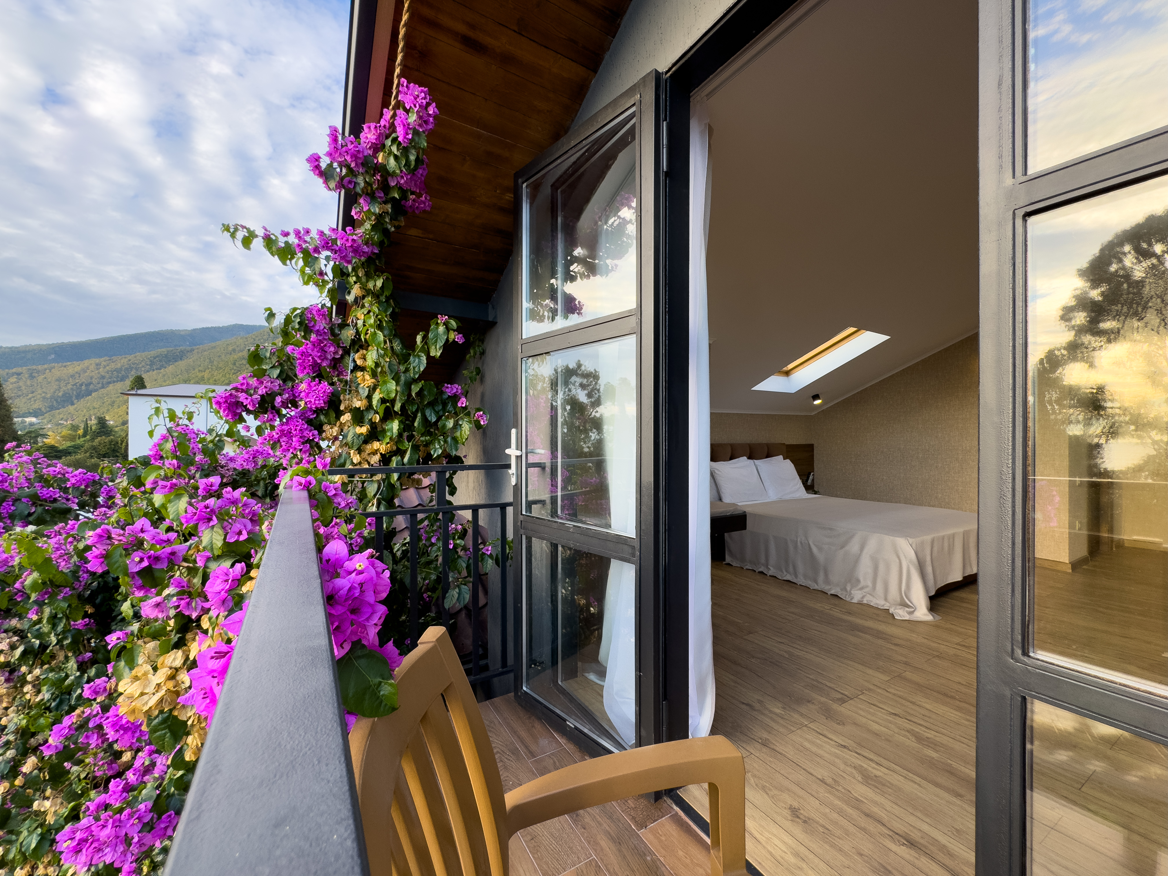 Супериор Плюс 3-местный 1-комнатный (с балконом)