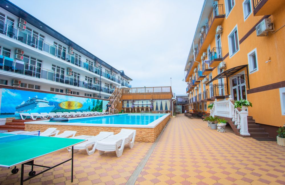 Grand Agatia — Джемете, поселок