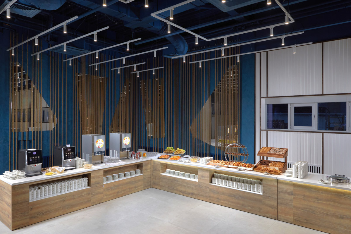 Ресторан шведской линии Бриз