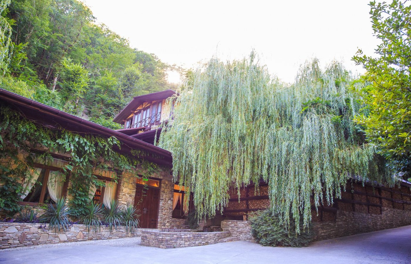 Гостиная у ручья