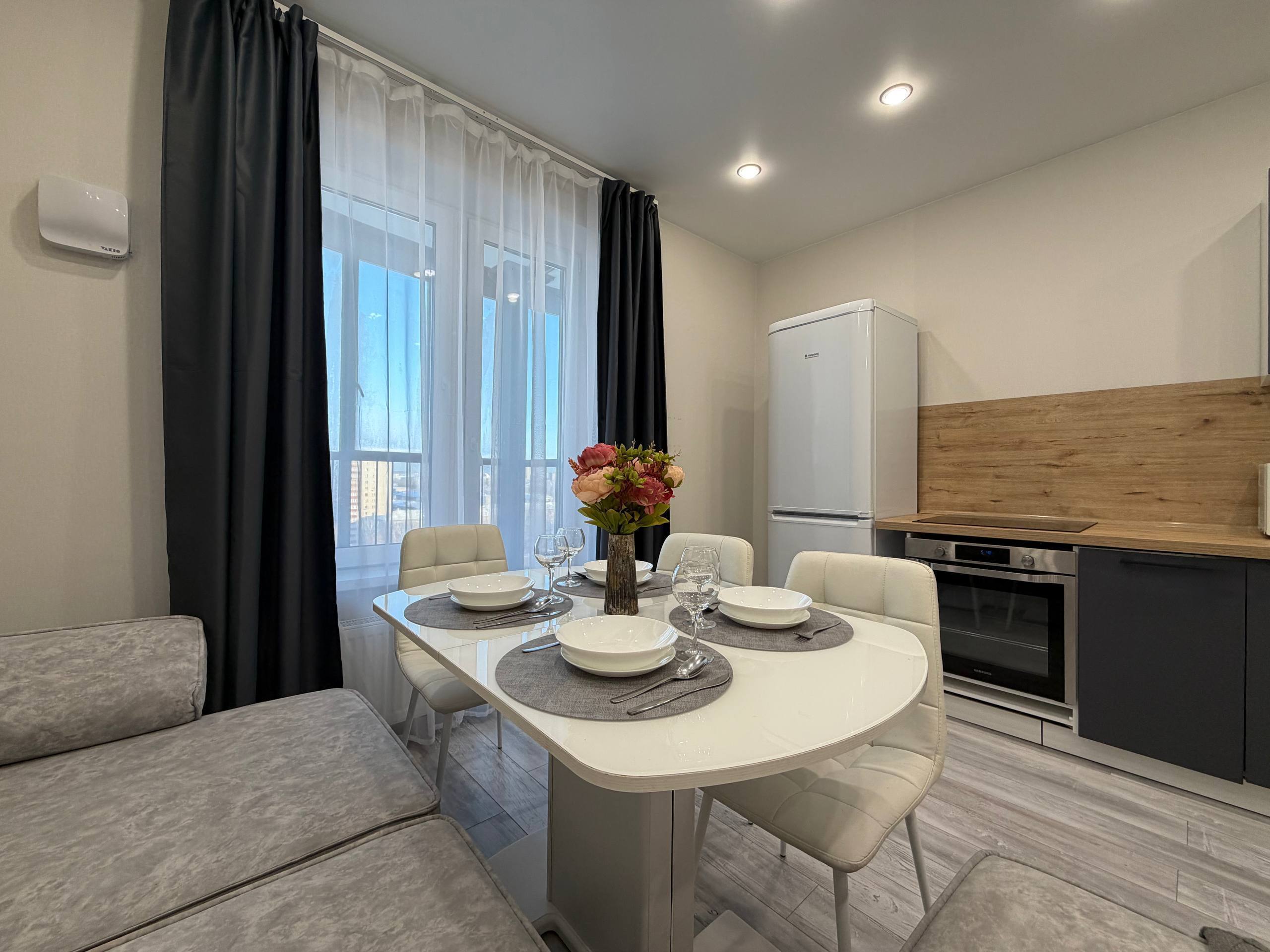 HOME HOTEL улица Гаранина, 43