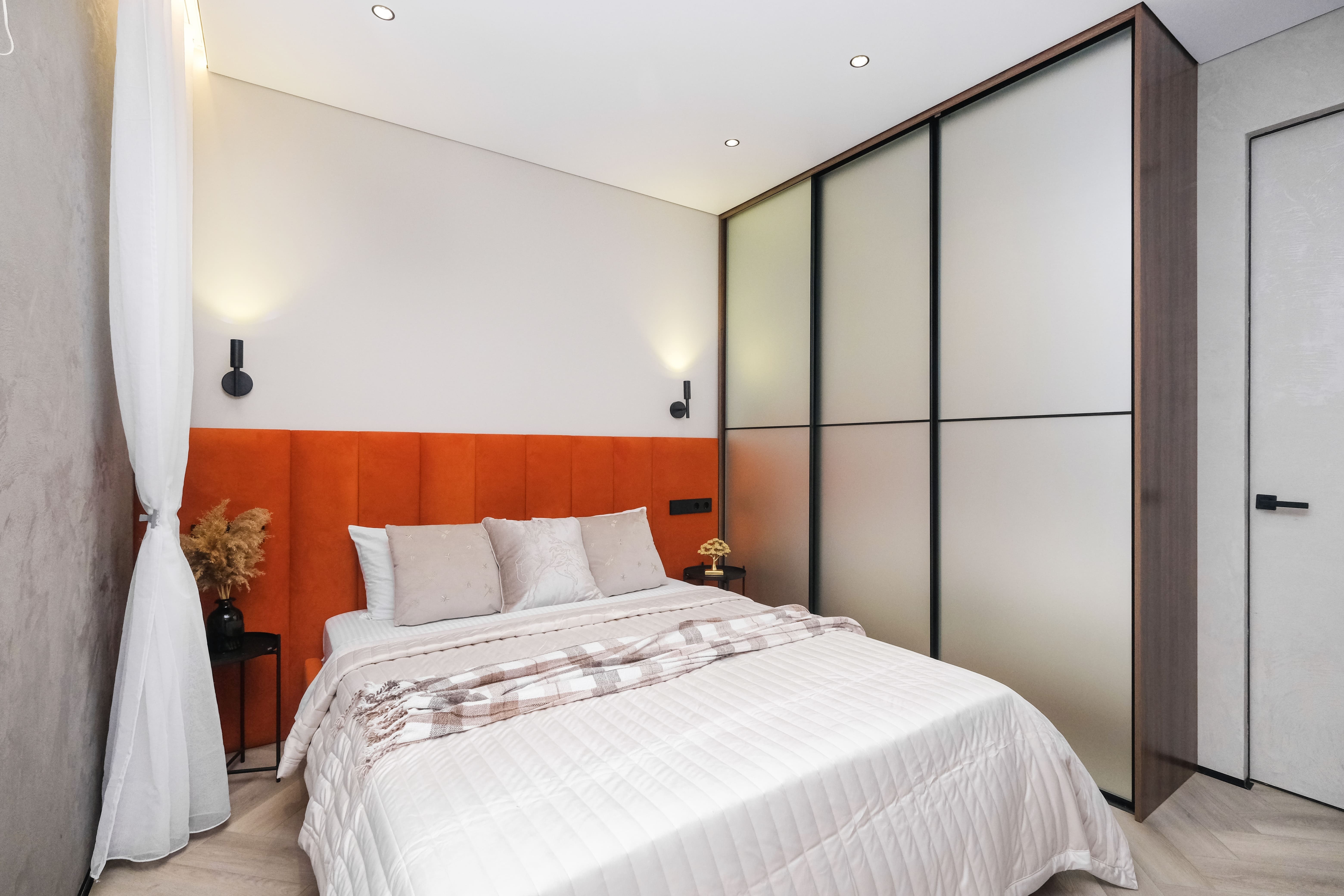 Room Hotel на Коминтерна 89