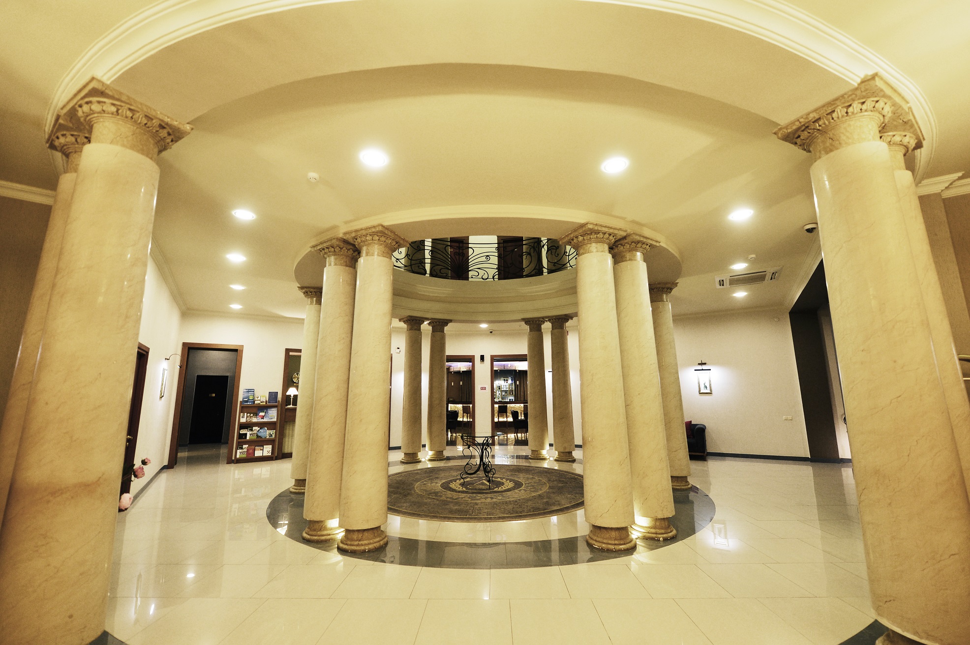 Astoria 4* Hotel