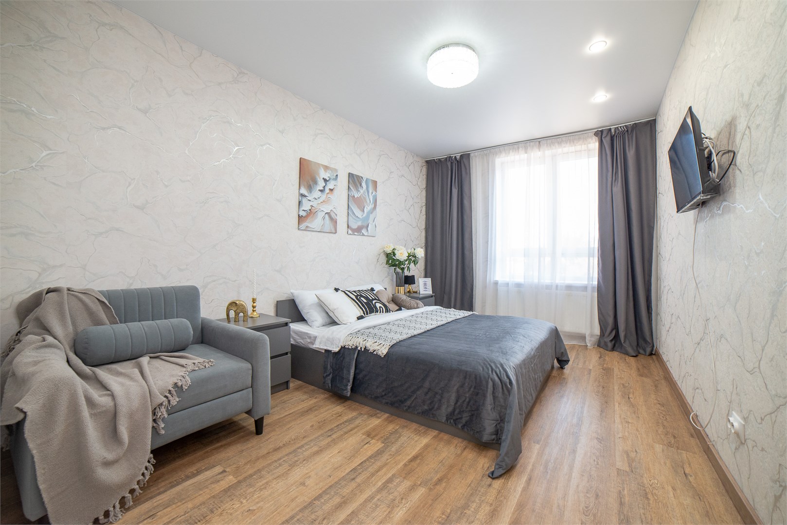 BeGuest на 8 марта 204Д