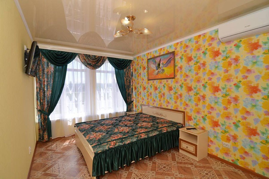 семейный 3+1 (3-местный)