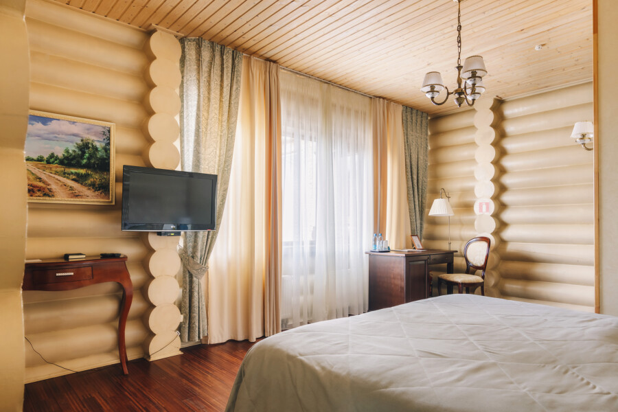 Джуниор Сюит 2-местный 1-комнатный (3*, корпус 1)