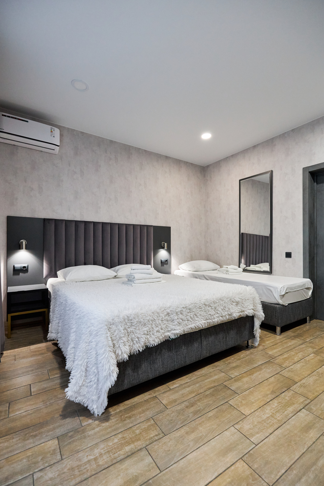 Джуниор сюит 3-местный 1-комнатный