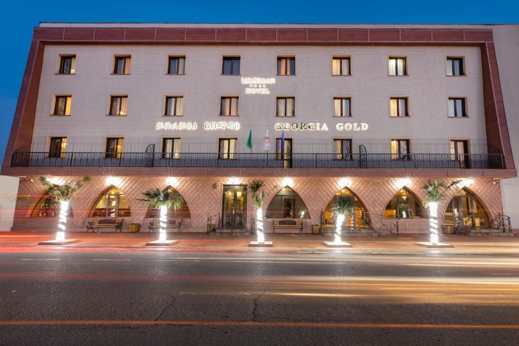 Georgia Gold Hotel
