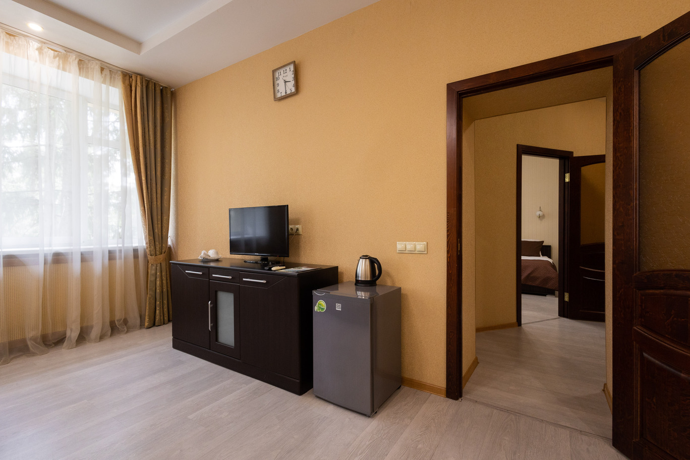 Люкс 2-местный 2-комнатный (корпус 2)