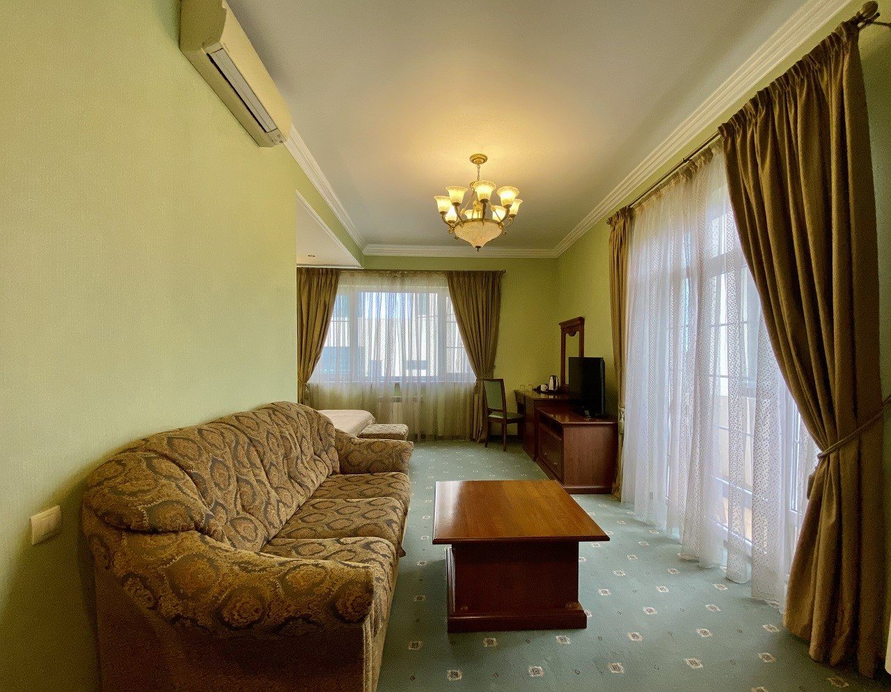 Джуниор сюит 4-местный