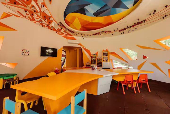 Dreamland Apartments