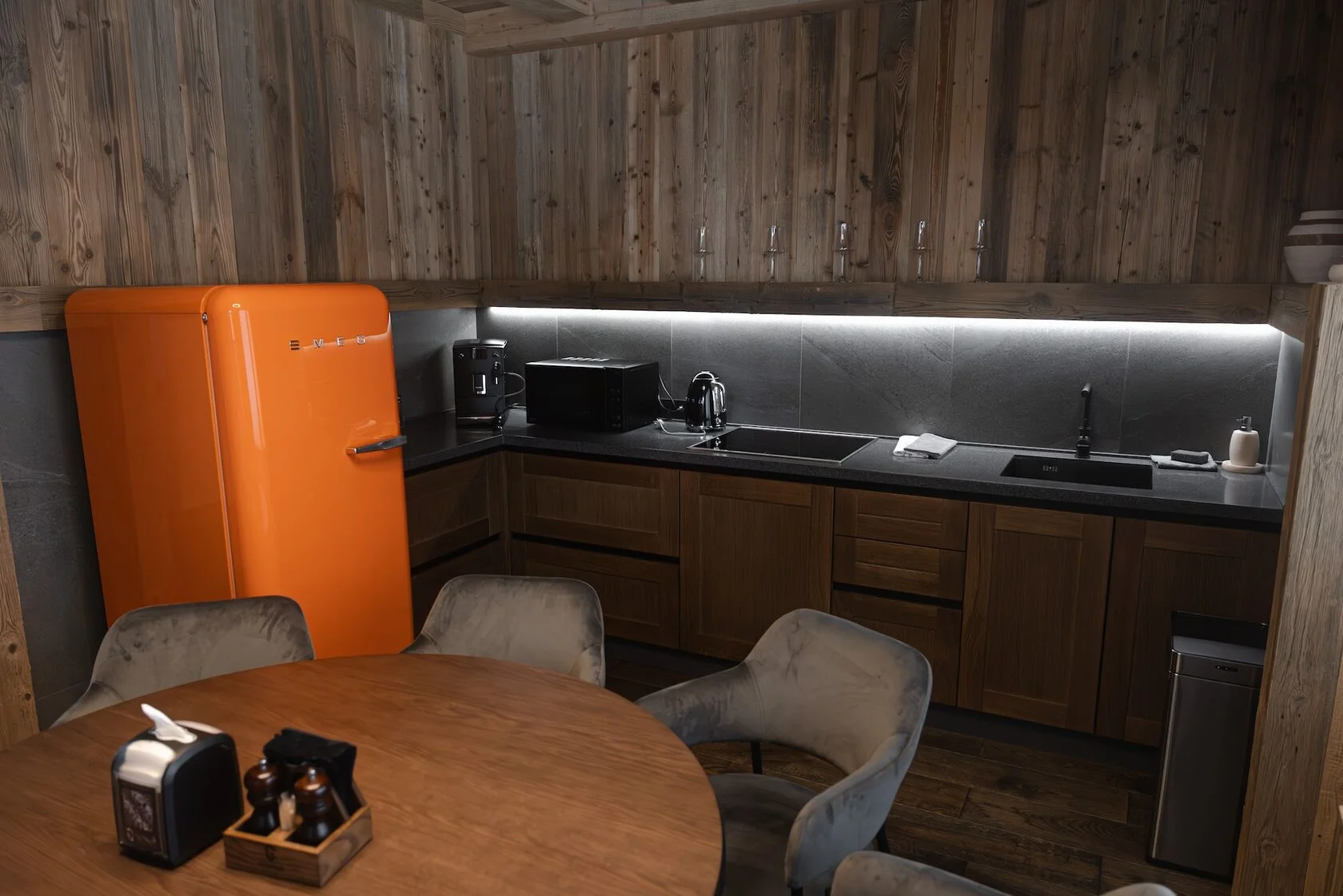 Шале семейное 8-местный 4-комнатный (№4,5)